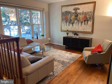 10803 Brewer House Rd, Rockville, MD 20852 - photo 3