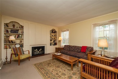 2401 4th Ave SE, Cedar Rapids, IA 52403 - photo 3