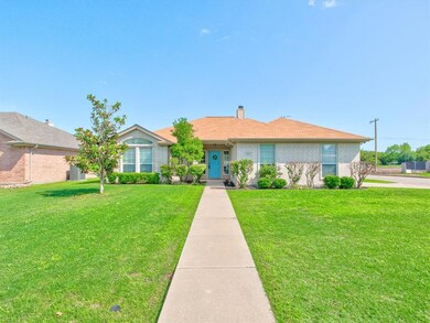 225 Odell St, Cleburne, TX 76033 - photo 2