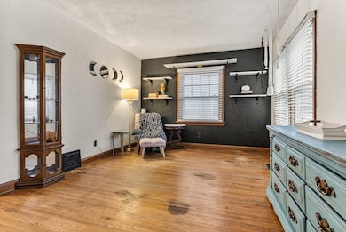 unlisted-address, El Paso, IL 61738 - photo 4