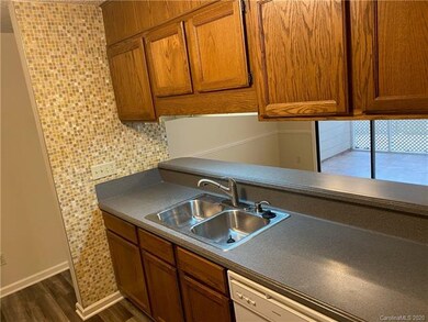 817 McAlway Rd, Charlotte, NC 28211 - photo 6