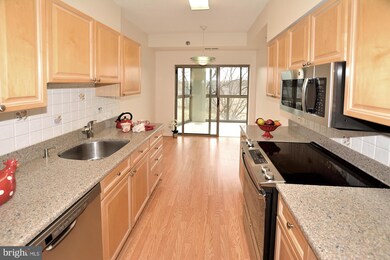 3005 S Leisure World Blvd unit 616, Silver Spring, MD 20906 - photo 7