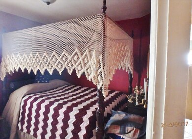 22 Bagley St, Central Falls, RI 02863 - photo 5