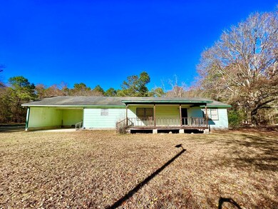 69 Calhoun Rd, Pitts, GA 31072 - photo 2