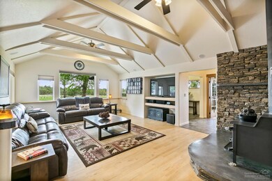 62770 Stenkamp Rd, Bend, OR 97701 - photo 5