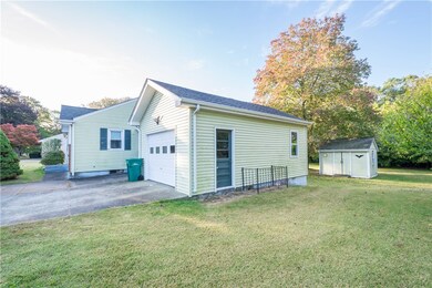 499 Mendon Rd, Attleboro, MA 02703 - photo 2