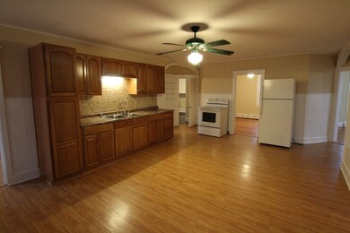 27 Mount Pleasant St unit 1, Westport, MA 02790 - photo 3