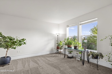 5_Main-Level-Office-Den_1800x1200_427770