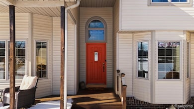 7473 N Gregory Rd, Fowlerville, MI 48836 - photo 2