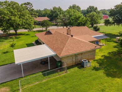 600 E 6th St, Springtown, TX 76082 - photo 2