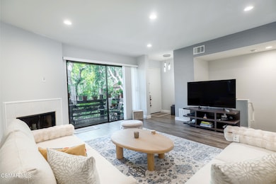 21901 Burbank blvd Woodland Hills 4