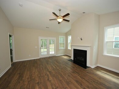 395 Whispering Breeze Ln, Summerville, SC 29486 - photo 2
