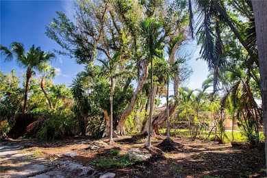 51 S Adams Dr, Sarasota, FL 34236 - photo 6