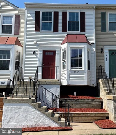 13946 Big Yankee Ln, Centreville, VA 20121 - photo 2