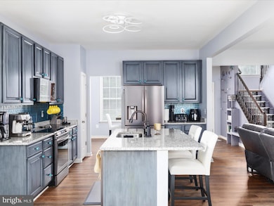 112 Country Club Dr, Cross Junction, VA 22625 - photo 4