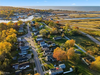 949 E 6th St, Ashtabula, OH 44004 - photo 5