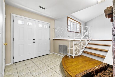 151 Cherry Tree Ln, Middletown, NJ 07748 - photo 5