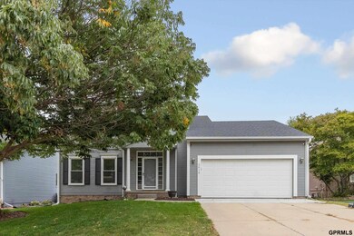2616 Tulip Ln, Bellevue, NE 68147 - photo 2