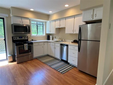 133 Colonial Dr unit 302, White River Junction, VT 05001 - photo 7