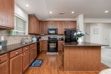 29615 Legends Glen Dr, Spring, TX 77386 - photo 7