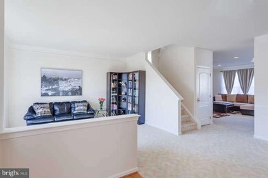 25445 Beresford Dr, Chantilly, VA 20152 - photo 2