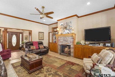 210 210 First Crossing Ln, Tyler, TX 75703 - photo 3