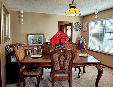 Dining space fits large table