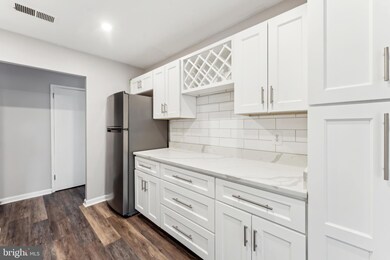 531 Florida Ave unit 102, Herndon, VA 20170 - photo 4