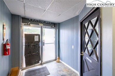 304 S Jefferson Ave, West Jefferson, NC 28694 - photo 6