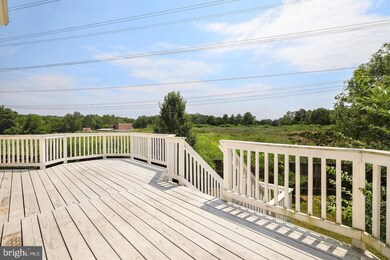 2405 Neabsco Creek Ct, Woodbridge, VA 22191 - photo 4