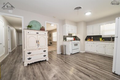 1513 Christine Rd, Wichita Falls, TX 76302 - photo 4