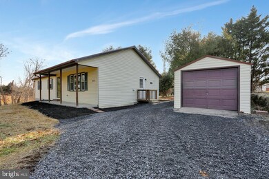 277 Lavin Ln, Bunker Hill, WV 25413 - photo 7