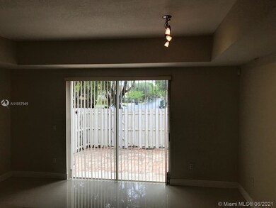 10917 NW 43rd Ln, Doral, FL 33178 - photo 5
