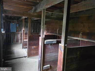 8893 Longswamp Rd, Alburtis, PA 18011 - photo 6