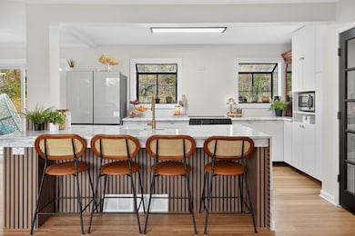 11300 Friar Ln, Hopkins, MN 55305 - photo 3