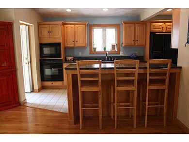 19 Clarendon Ave, Providence, RI 02906 - photo 5