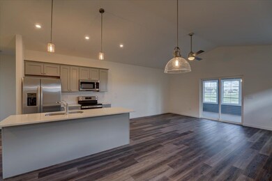 1212 Tivoli Cir, Oregon, WI 53575 - photo 3