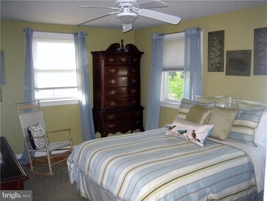 412 Covered Bridge Rd, Cherry Hill, NJ 08034 - photo 3