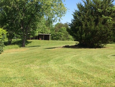 551 Lawrence Dr, Martinsville, VA 24112 - photo 7