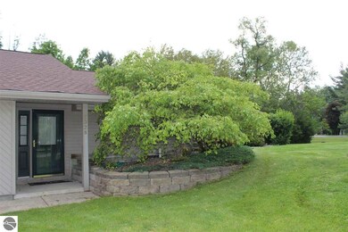 2328 Birchcrest Dr, West Branch, MI 48661 - photo 2