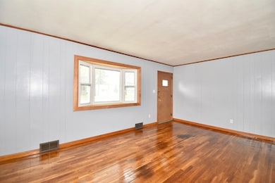 631 James St, Chicopee, MA 01020 - photo 7