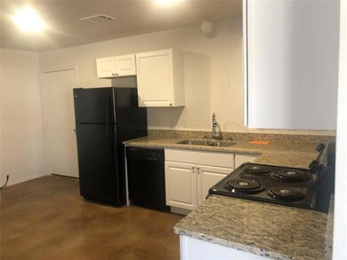 901 W 7th St, Bonham, TX 75418 - photo 4