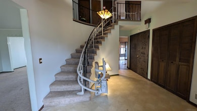 40203 Vincenzia Dr, Clinton Township, MI 48038 - photo 3