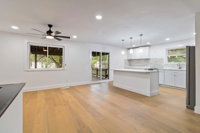 1551 Meadow Hill Ct, Florence, KY 41042 - photo 7