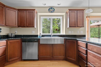 8328 Parkridge Dr unit 156, Dexter, MI 48130 - photo 4