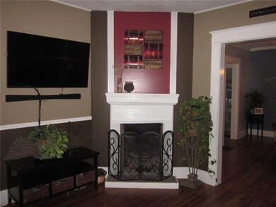 2138 California St, Columbus, IN 47201 - photo 3