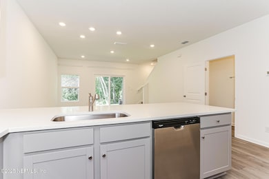 1605 Cluny Rd, Jacksonville, FL 32218 - photo 3