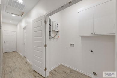 2325 N Valley Cir unit A, La Feria, TX 78559 - photo 5