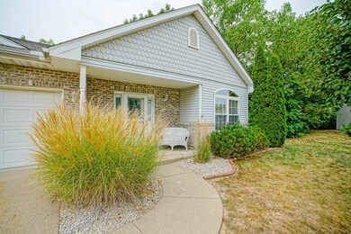 3832 W Palmyra Ct unit 20, Peoria, IL 61604 - photo 2