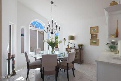 3353 N Snead Dr prof photo breakfast rm